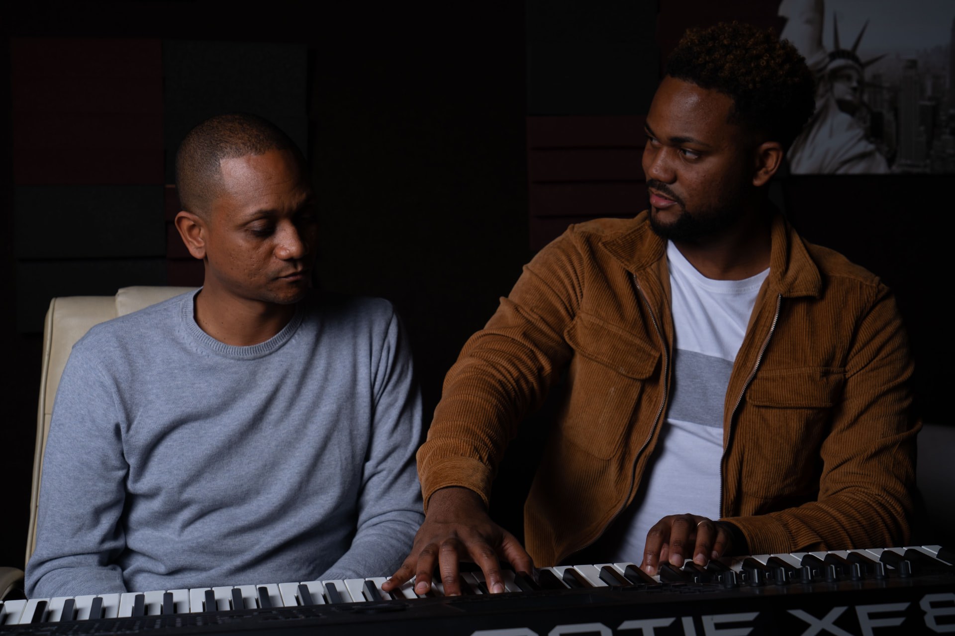 Didier et Déric au clavier pendant une session Gospel Évolution