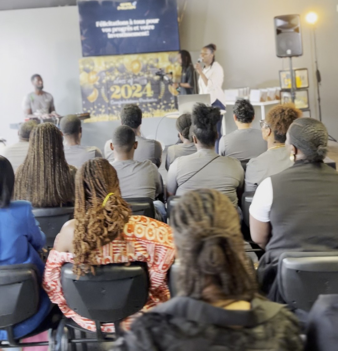 Un moment de partage lors d’une rencontre Gospel Évolution